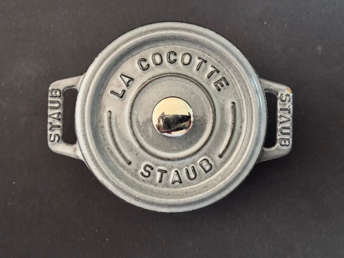 3of3 staub mini - cocotte, cast