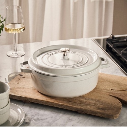 Staub shallow cocotte white - shallow, in
