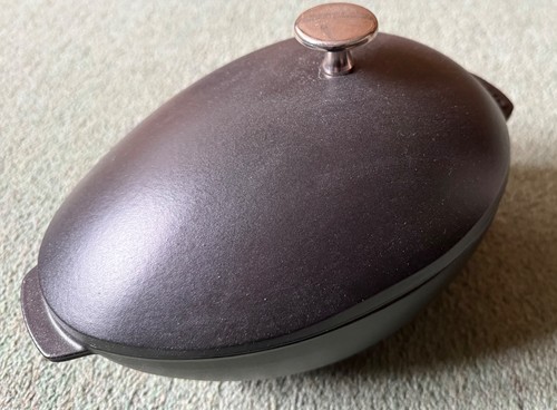 Staub cast iron mussel - staub,