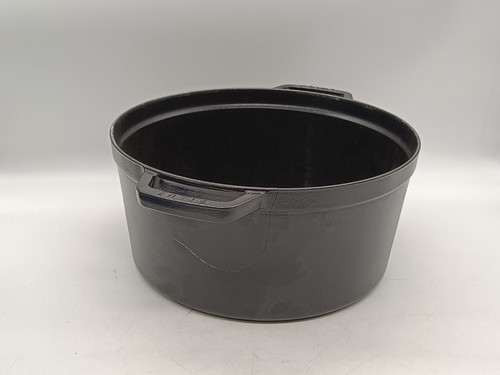 Broken staub cast iron - broken,