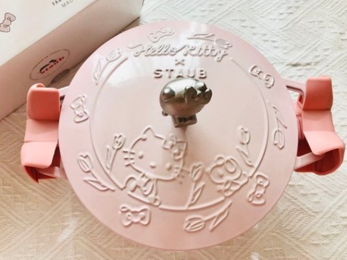 Staub hello kitty - staub, wa-nabe
