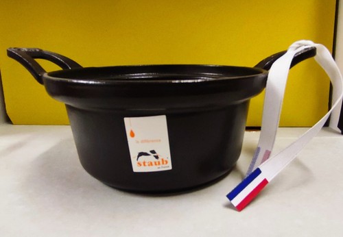 Staub cast iron round coquette - staub,